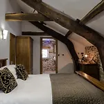 Inn Hall