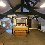 Hall 4* Gosforth (Cumbria)
