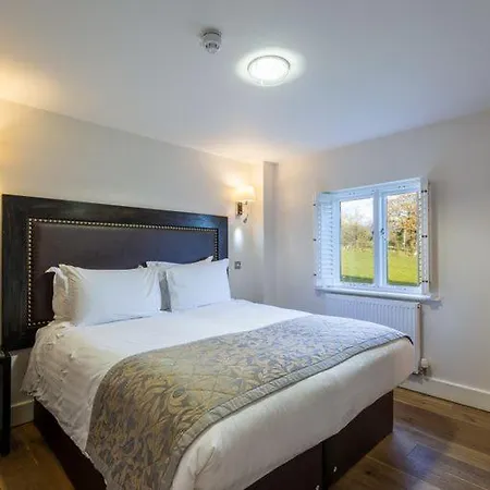 Hall Inn