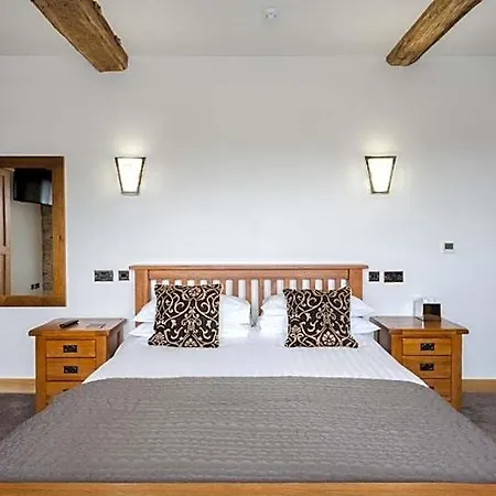 Hall Inn