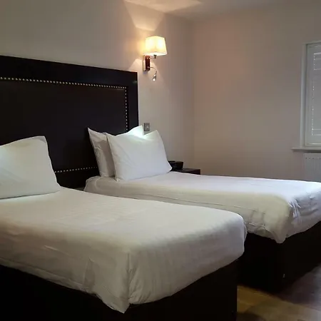 Inn Hall 4*