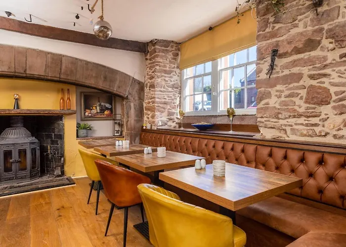 Hall 4* Gosforth (Cumbria)